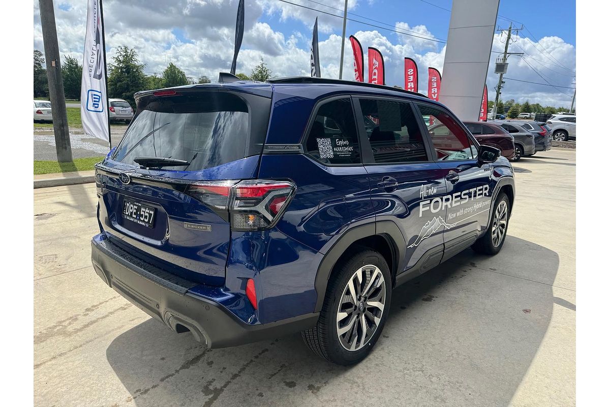 2025 Subaru Forester Hybrid Touring S6