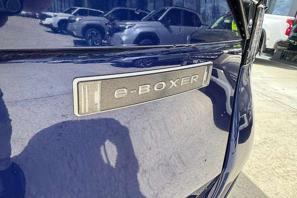 2025 Subaru Forester Hybrid Touring S6