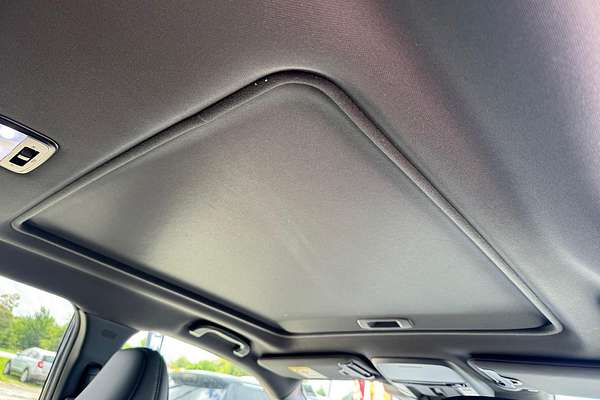 2025 Subaru Forester Hybrid Touring S6