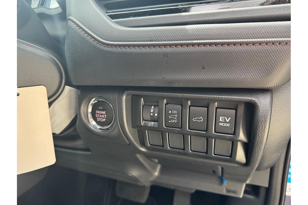 2025 Subaru Forester Hybrid Touring S6