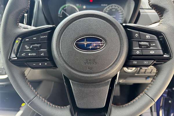 2025 Subaru Forester Hybrid Touring S6