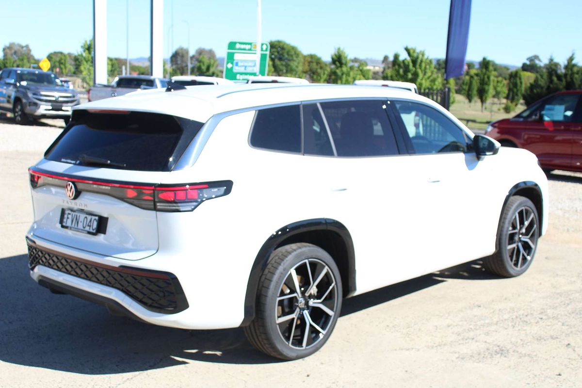 2025 Volkswagen Tayron 195TSI R-Line R4