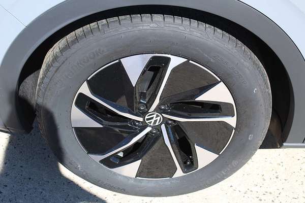 2025 Volkswagen ID.4 Pro E2