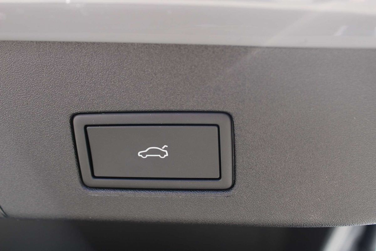 2025 Volkswagen ID.4 Pro E2