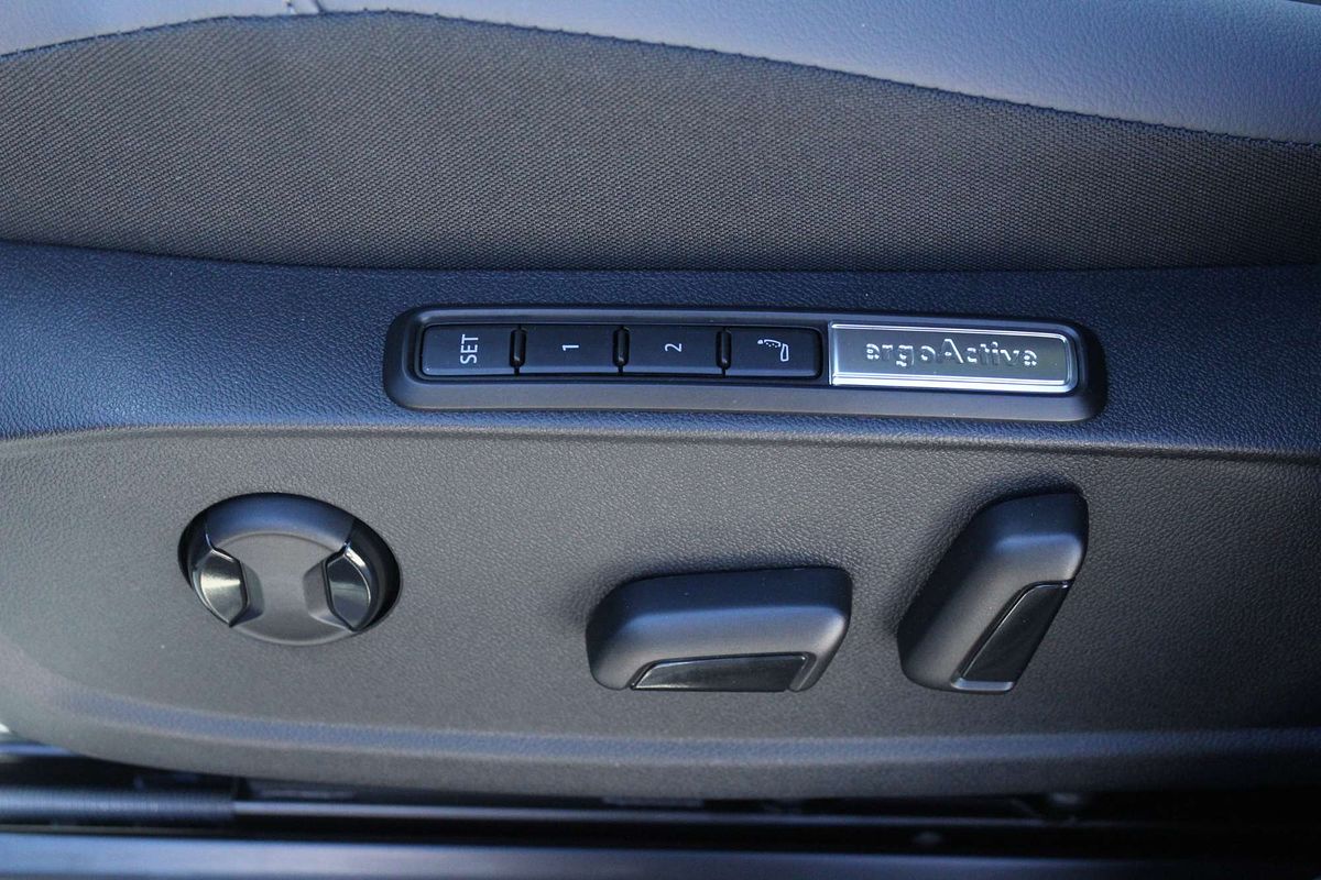 2025 Volkswagen ID.4 Pro E2