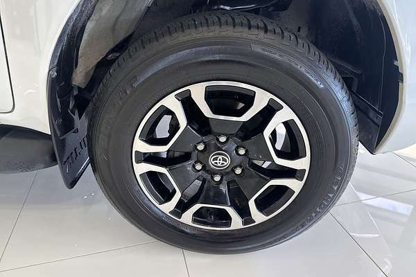 2023 Toyota Hilux SR5 GUN126R 4X4