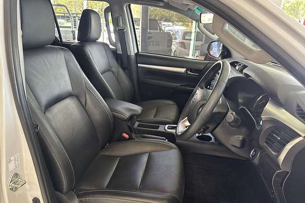 2023 Toyota Hilux SR5 GUN126R 4X4