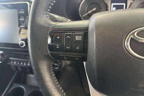 2023 Toyota Hilux SR5 GUN126R 4X4