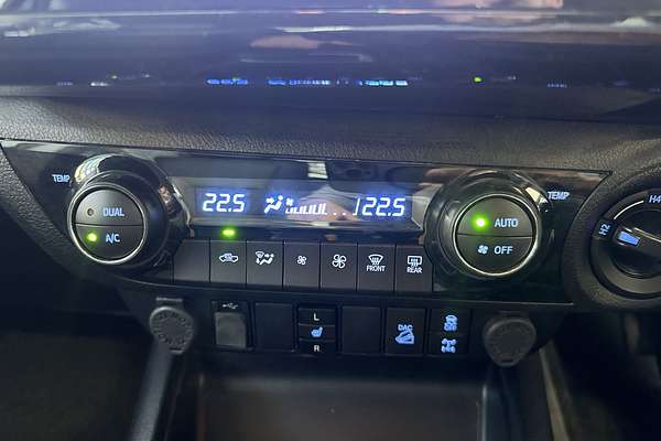 2023 Toyota Hilux SR5 GUN126R 4X4