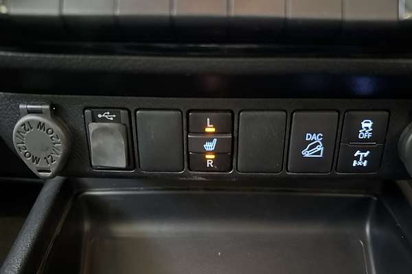 2023 Toyota Hilux SR5 GUN126R 4X4