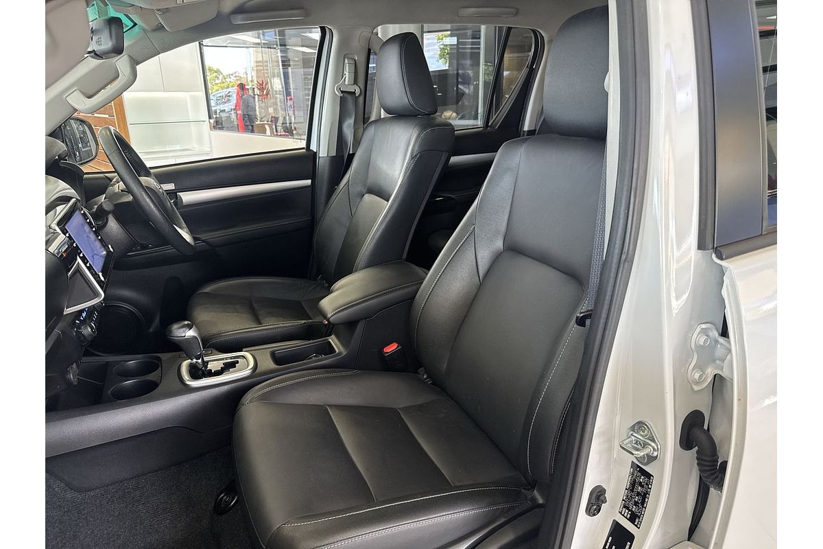 2023 Toyota Hilux SR5 GUN126R 4X4