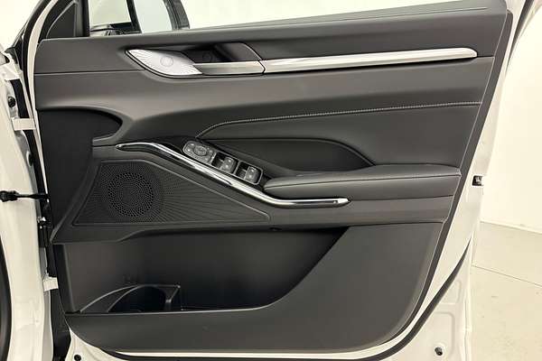 2025 GWM H6 Vanta B01