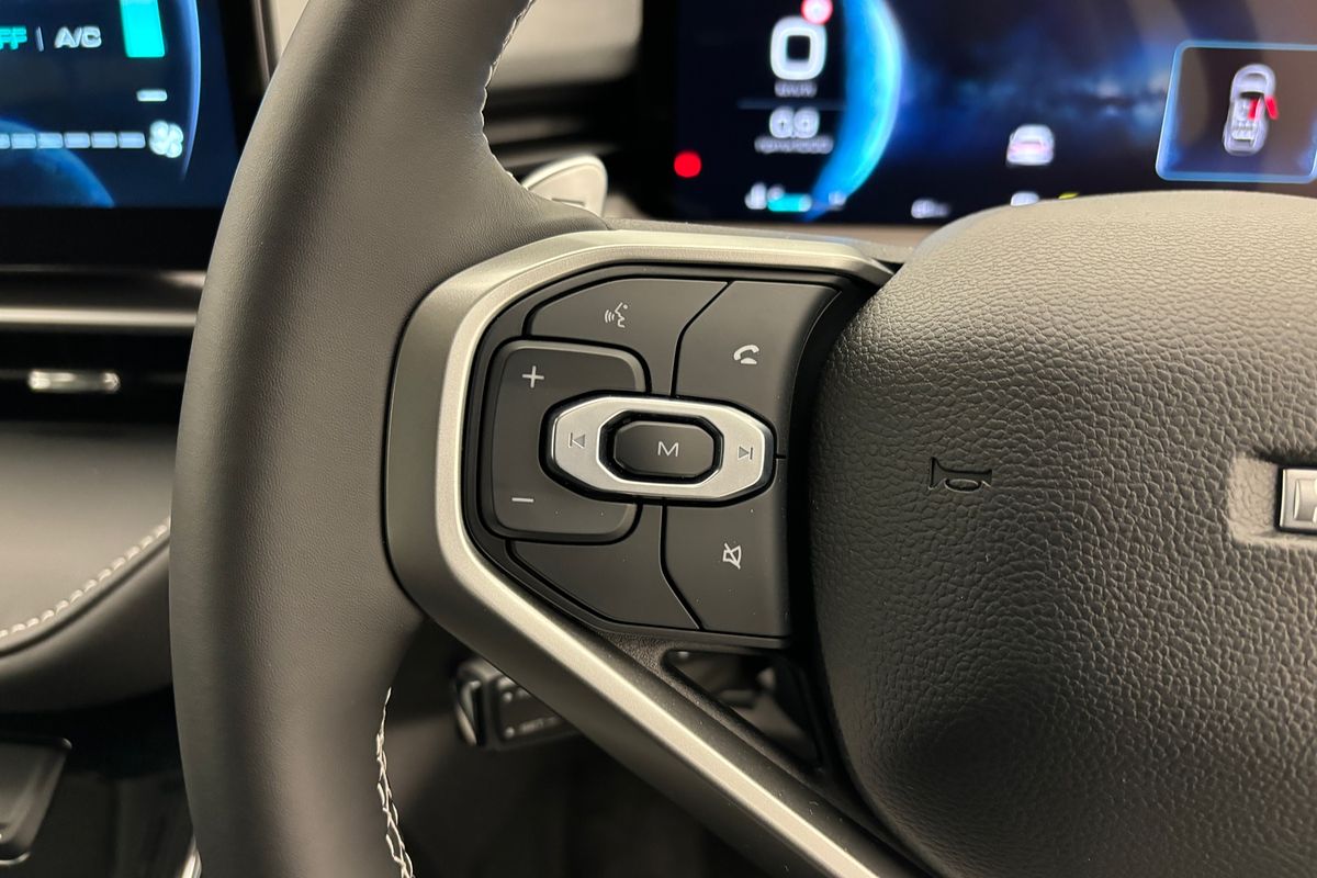 2025 GWM H6 Vanta B01