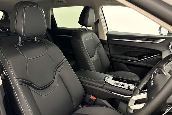 2025 GWM H6 Vanta B01