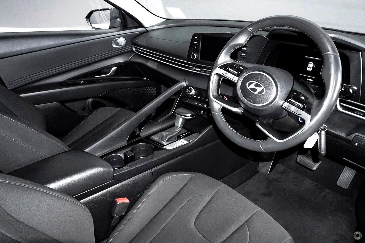 2025 Hyundai i30 Elite Hybrid CN7.V2