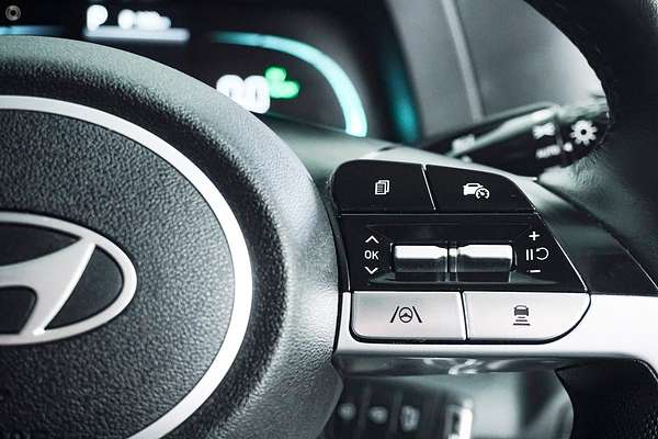 2025 Hyundai i30 Elite Hybrid CN7.V2