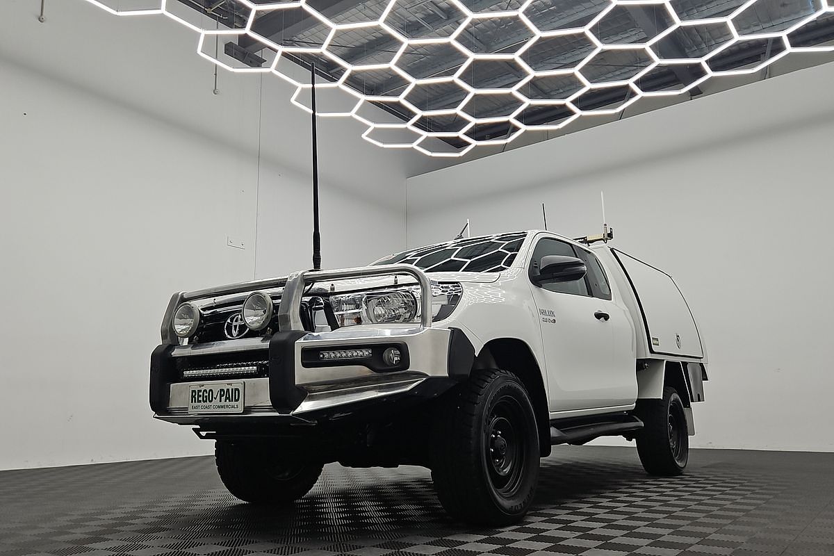 2019 Toyota Hilux SR GUN126R 4X4