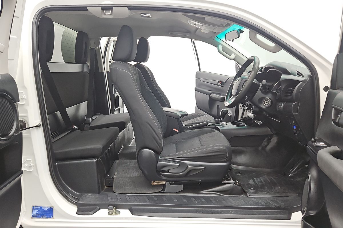 2019 Toyota Hilux SR GUN126R 4X4