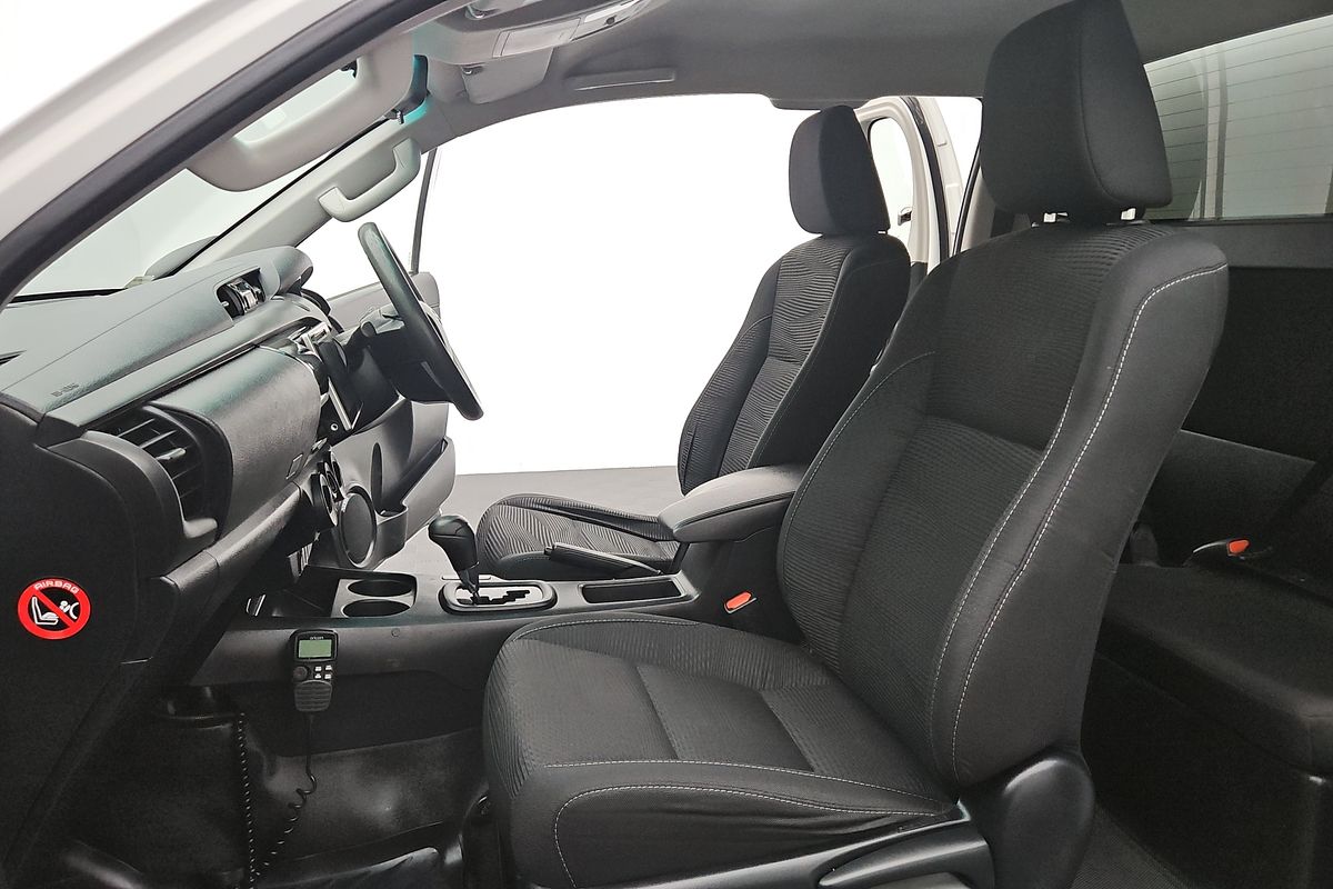 2019 Toyota Hilux SR GUN126R 4X4