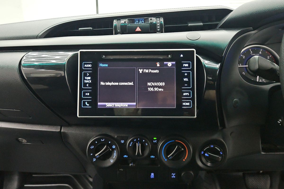 2019 Toyota Hilux SR GUN126R 4X4