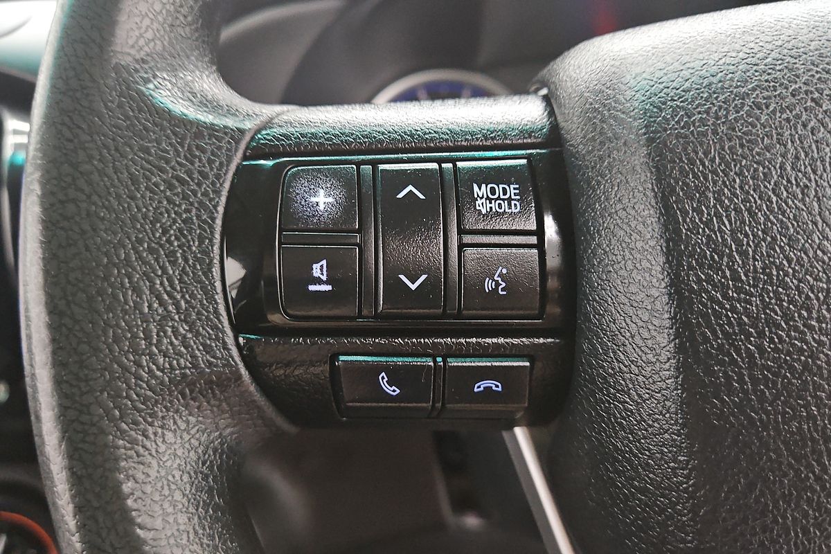 2019 Toyota Hilux SR GUN126R 4X4