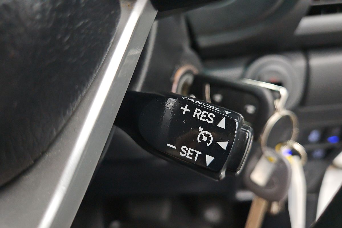 2019 Toyota Hilux SR GUN126R 4X4