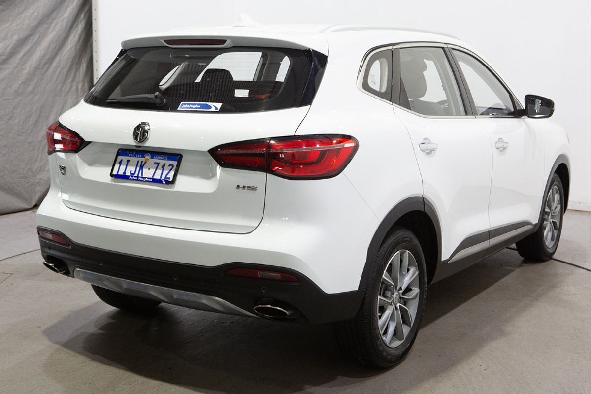 2024 MG HS Vibe SAS23