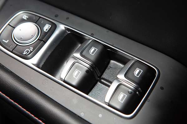 2024 MG HS Vibe SAS23