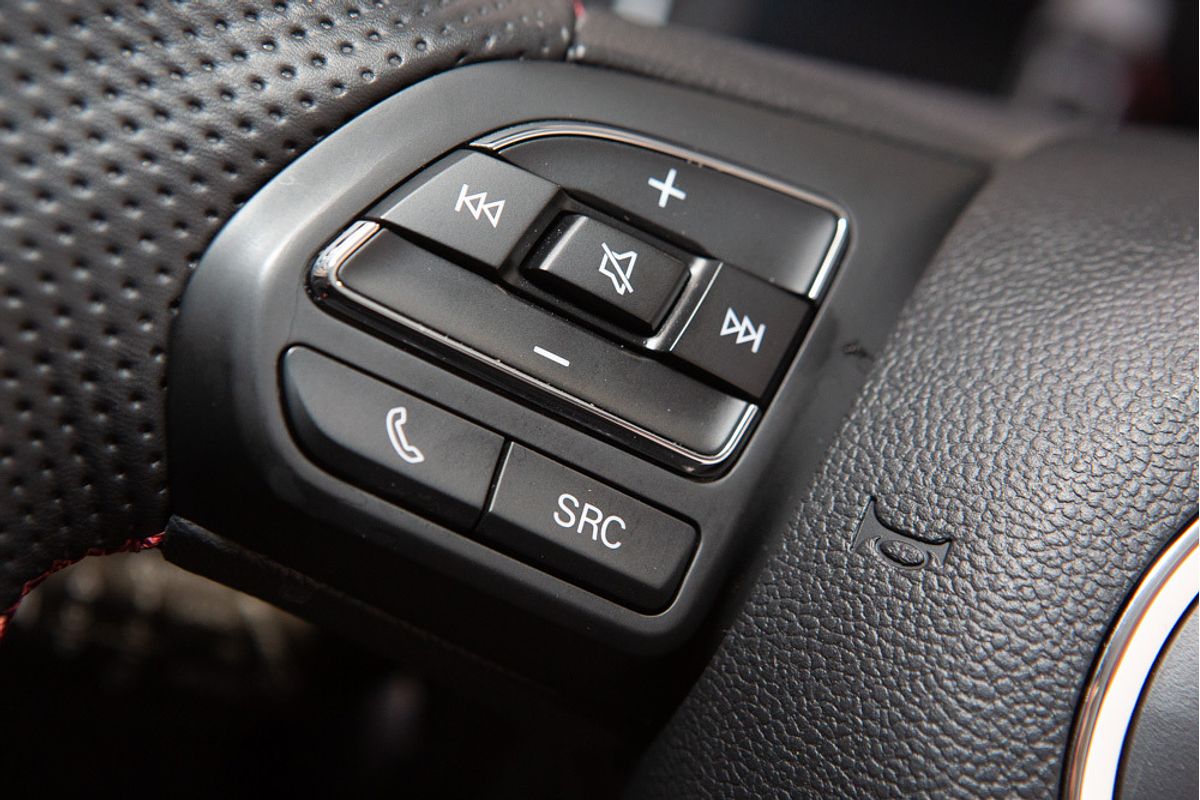 2024 MG HS Vibe SAS23