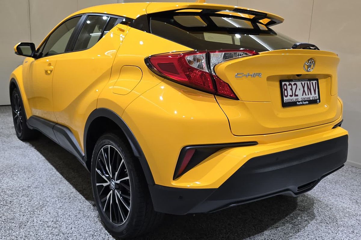 2017 Toyota C-HR NGX10R