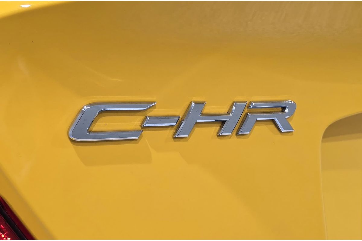 2017 Toyota C-HR NGX10R