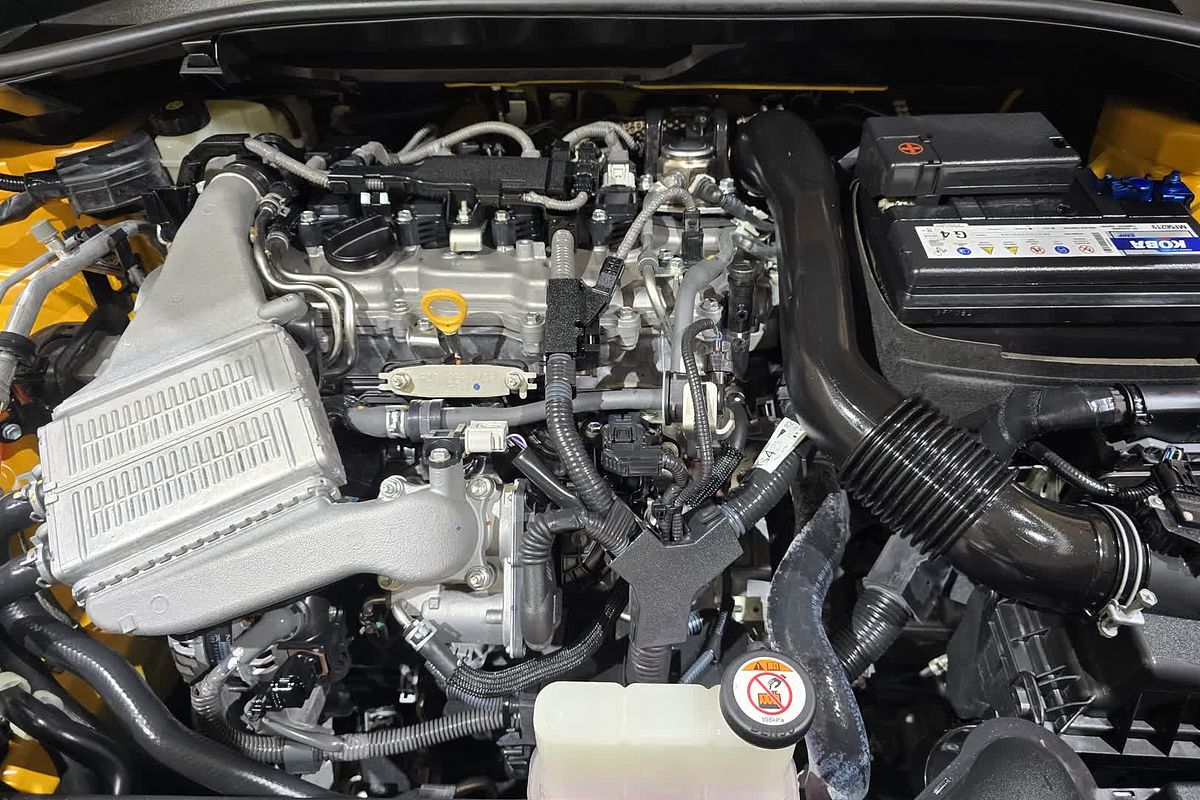 2017 Toyota C-HR NGX10R