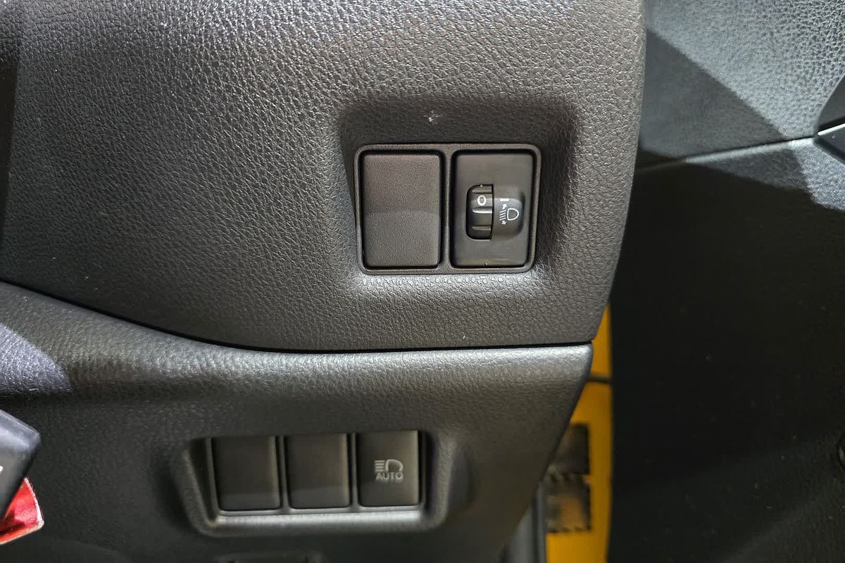 2017 Toyota C-HR NGX10R