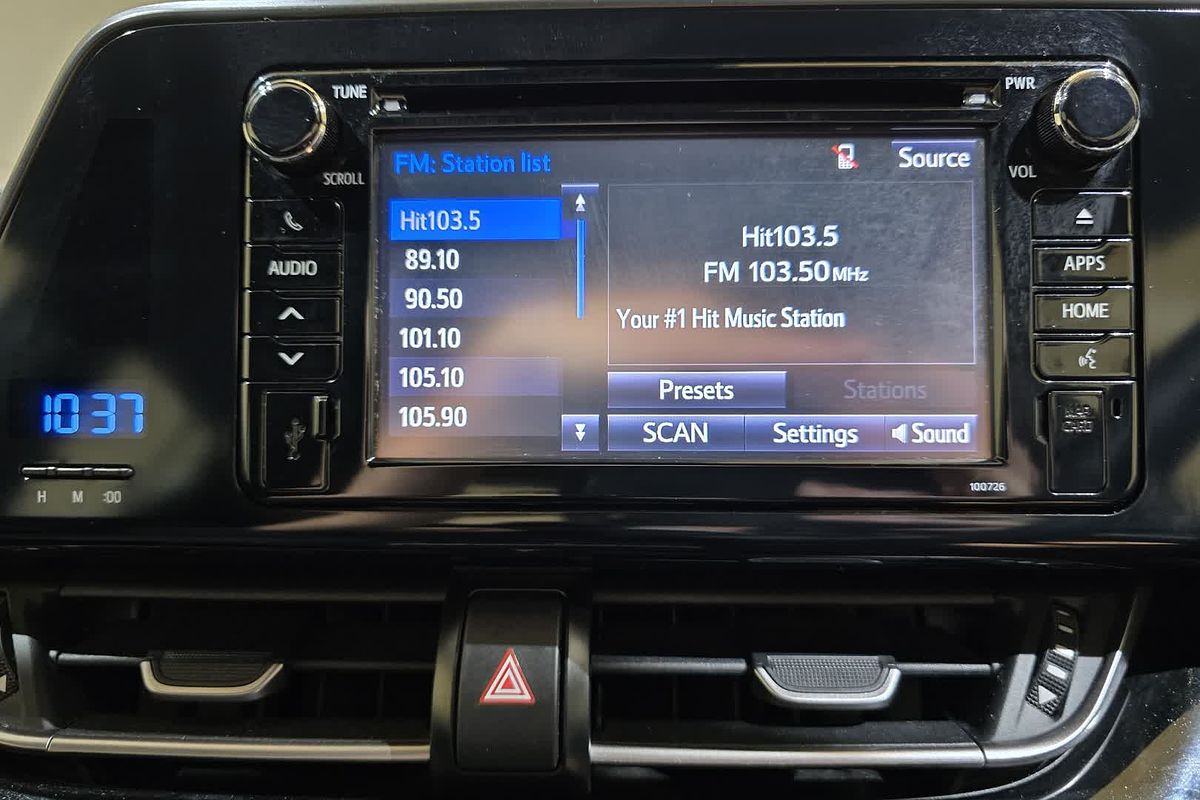 2017 Toyota C-HR NGX10R