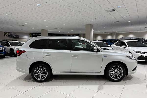 2020 Mitsubishi Outlander OUTLANDER PHEV ES ZL MY20