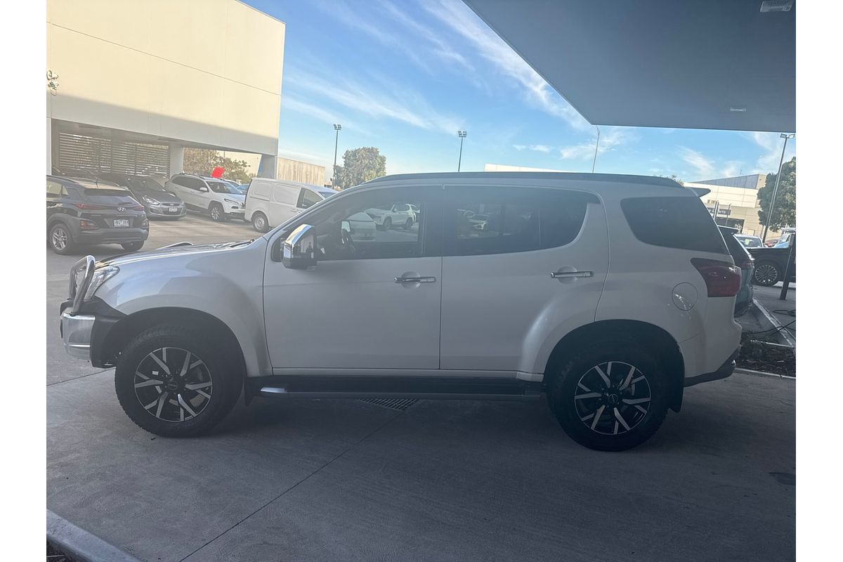 2019 Isuzu MU-X LS-T