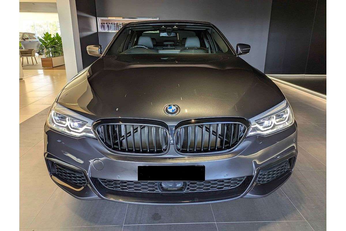 2017 BMW 5 Series 540i M Sport G30