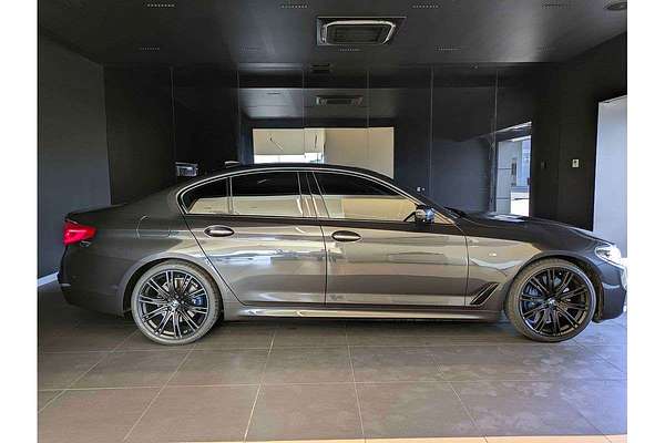 2017 BMW 5 Series 540i M Sport G30