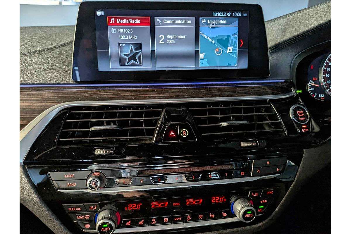 2017 BMW 5 Series 540i M Sport G30