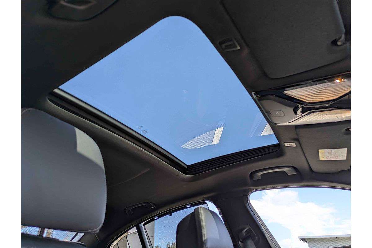 2017 BMW 5 Series 540i M Sport G30