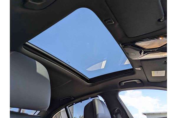 2017 BMW 5 Series 540i M Sport G30