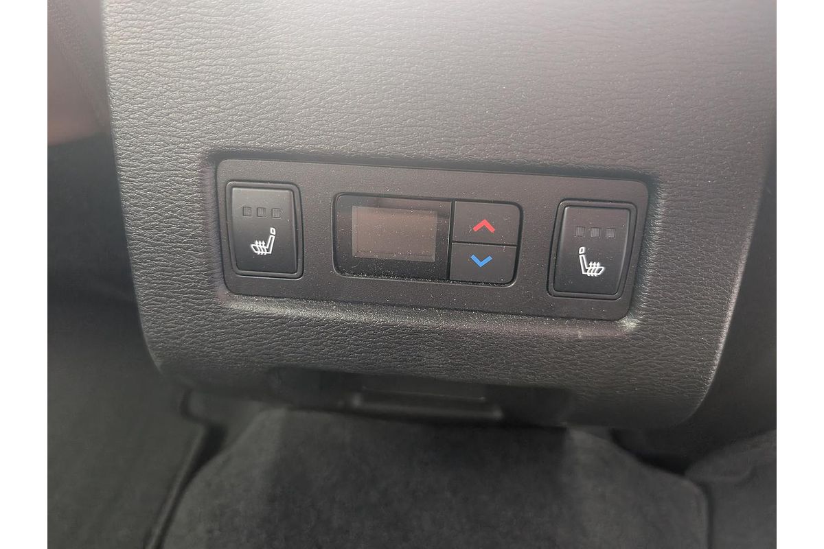 2025 Mitsubishi Outlander Exceed Tourer ZM