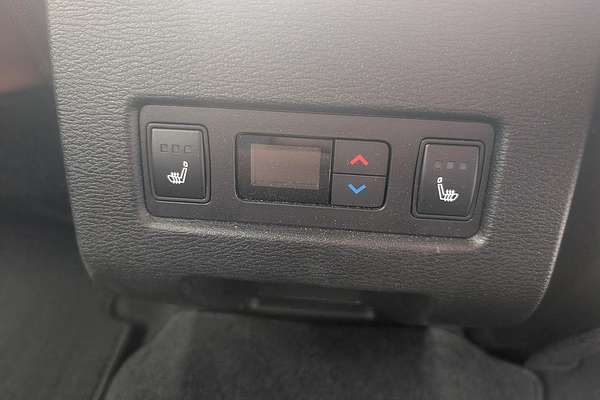 2025 Mitsubishi Outlander Exceed Tourer ZM