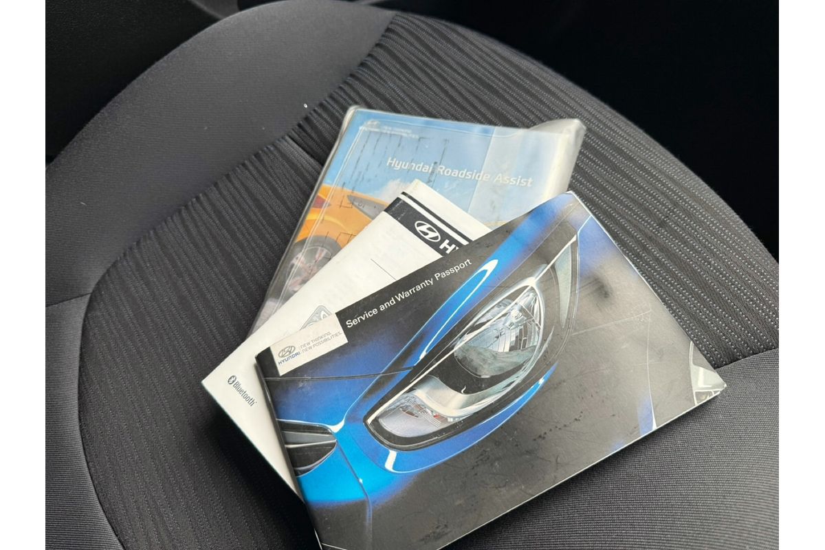 2014 Hyundai Accent Active RB2