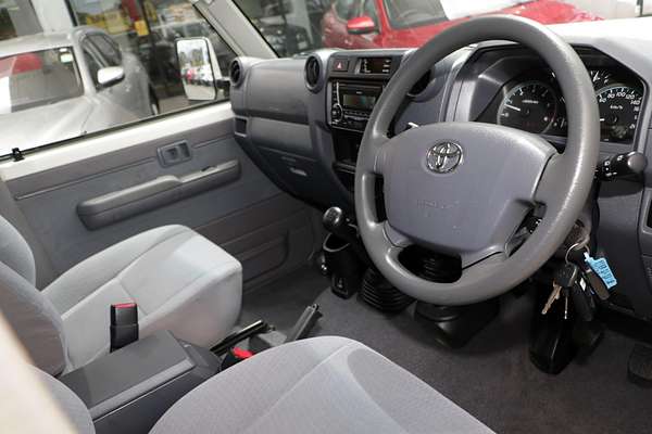 2019 Toyota Landcruiser GXL VDJ76R