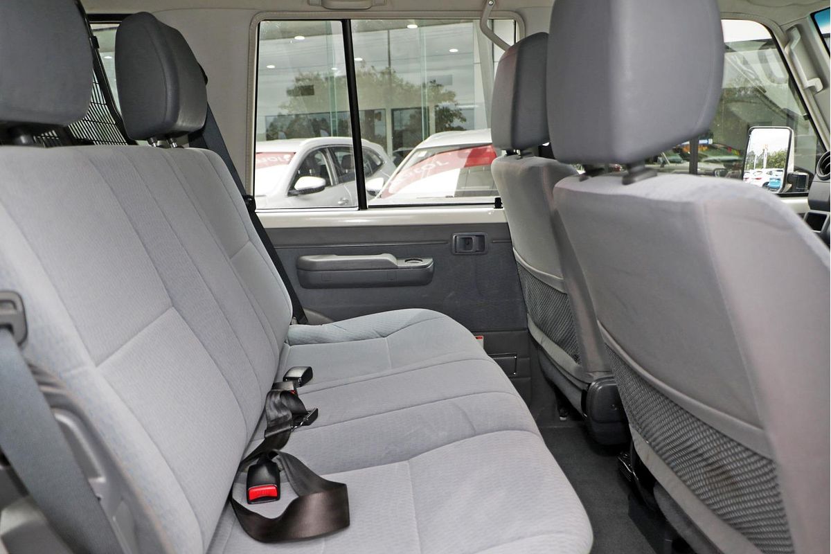 2019 Toyota Landcruiser GXL VDJ76R