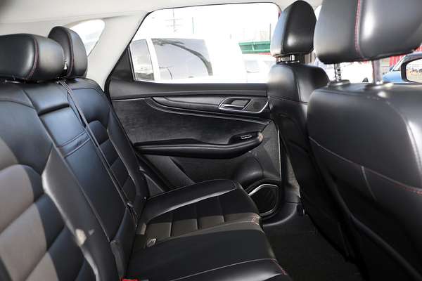 2022 MG HS Plus EV Excite SAS23