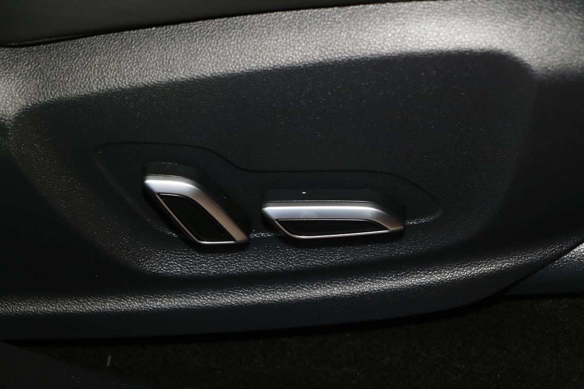 2022 MG HS Plus EV Excite SAS23