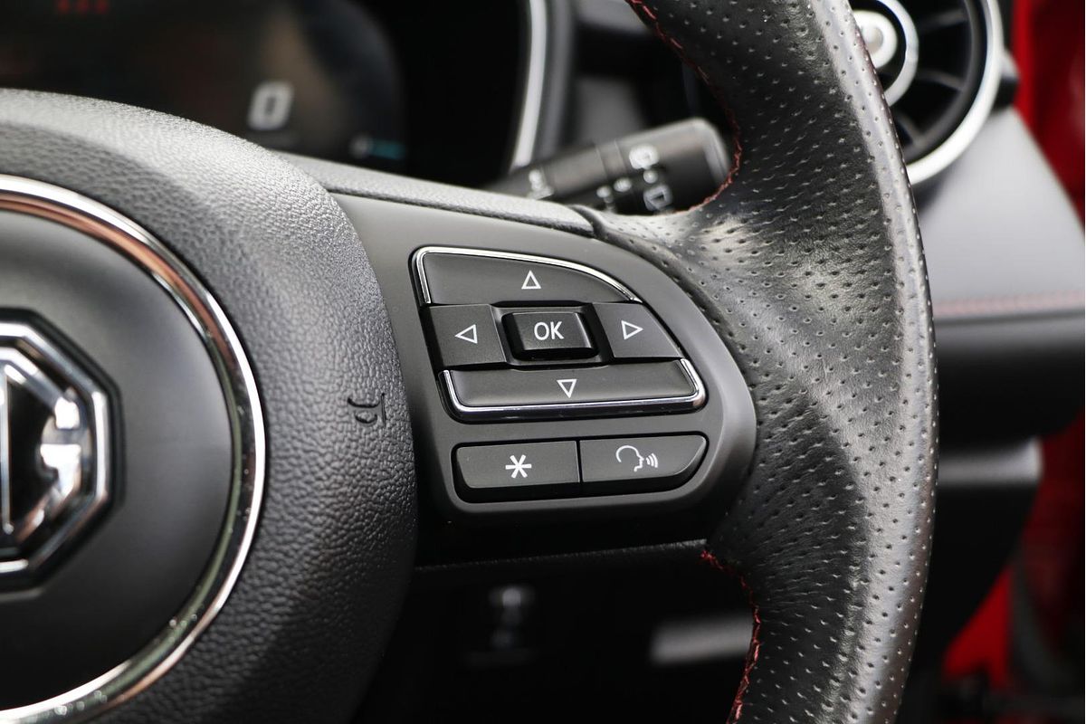 2024 MG HS Plus EV Essence SAS23