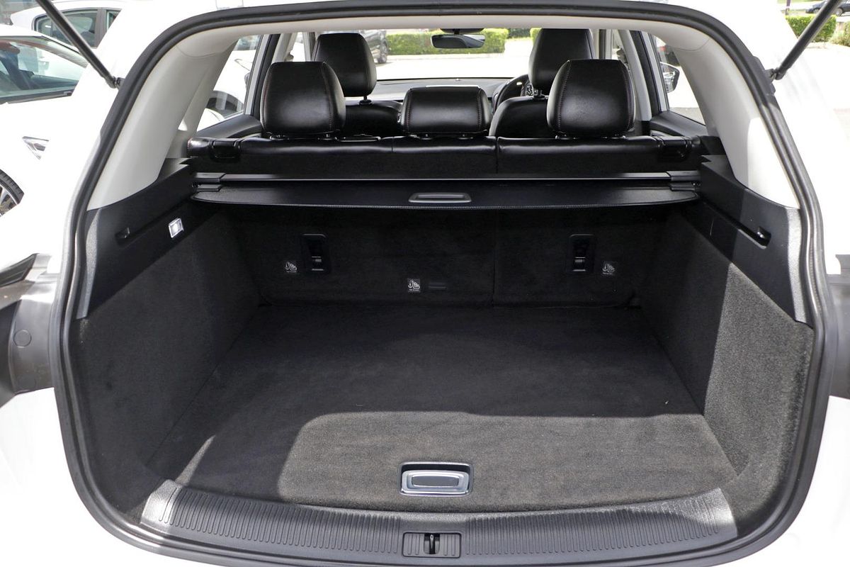 2021 MG HS Plus EV Excite SAS23